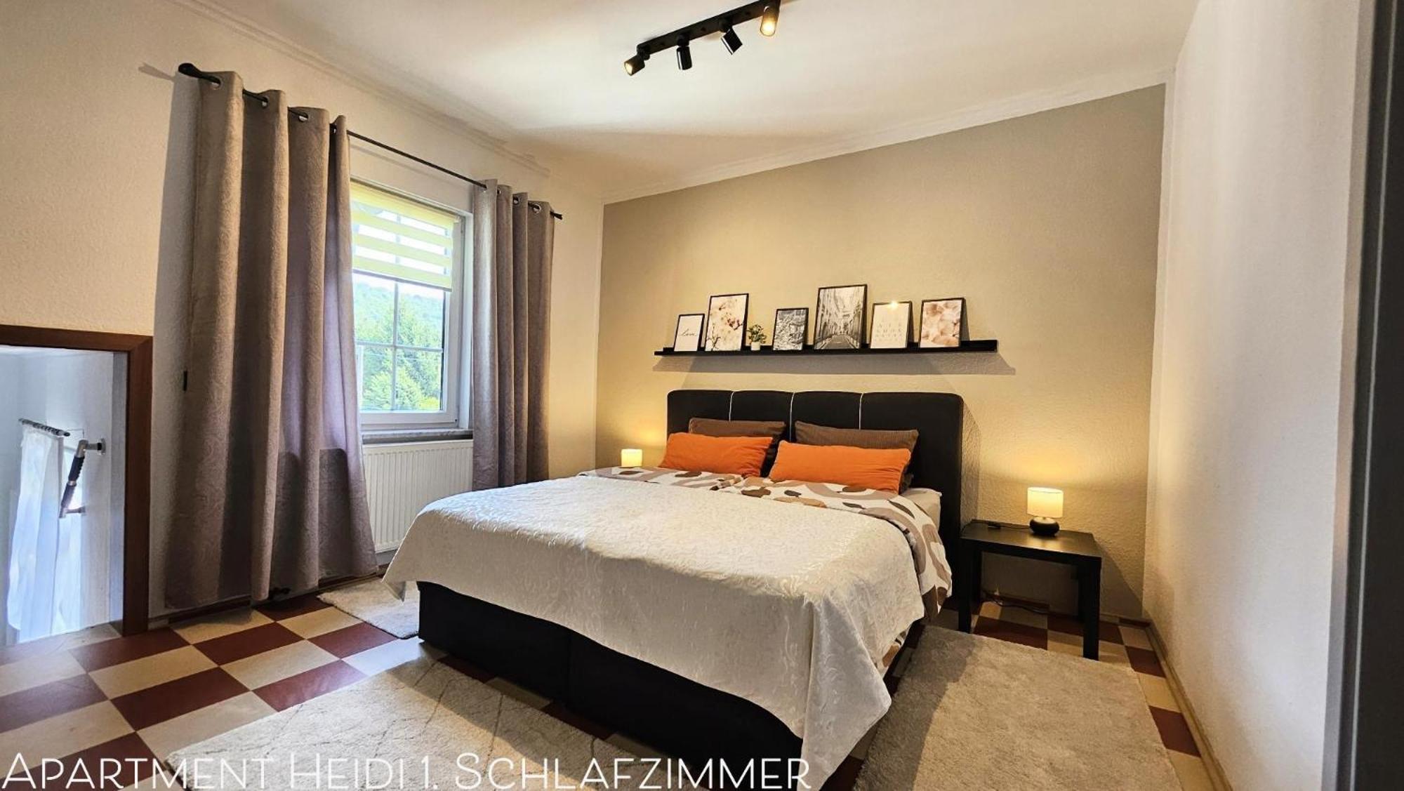 Apartment Am Saalebogen Mit Gartenterrasse & Grillkamin, Freie Parkplaetze