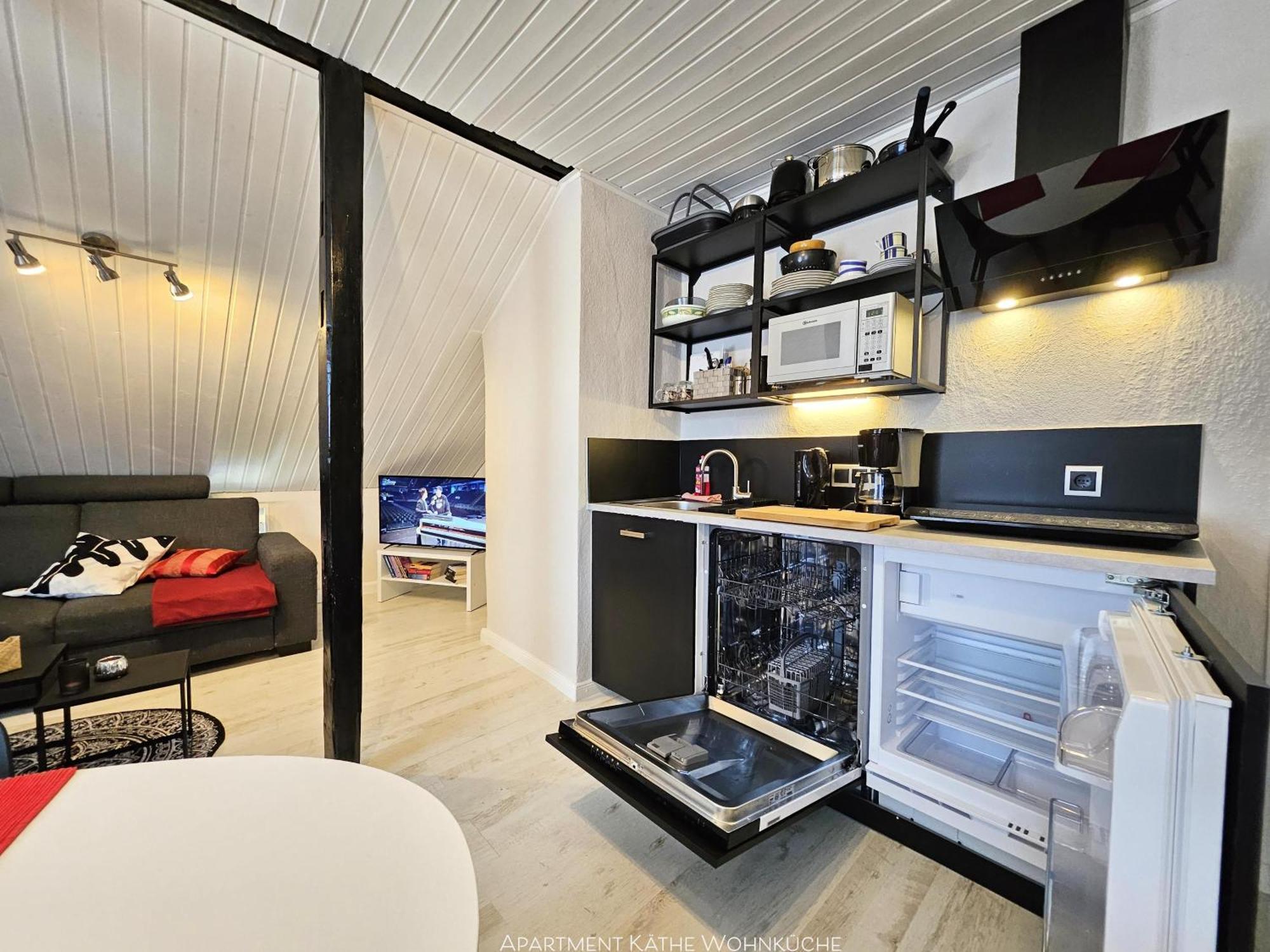 Am Saalebogen Mit Gartenterrasse & Grillkamin, Freie Parkplaetze *